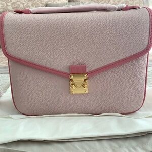 Pink duo DUYP Paris 15